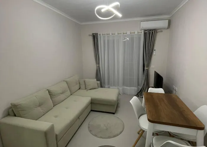 Seaside Lte Apartment Golem (Tirana)